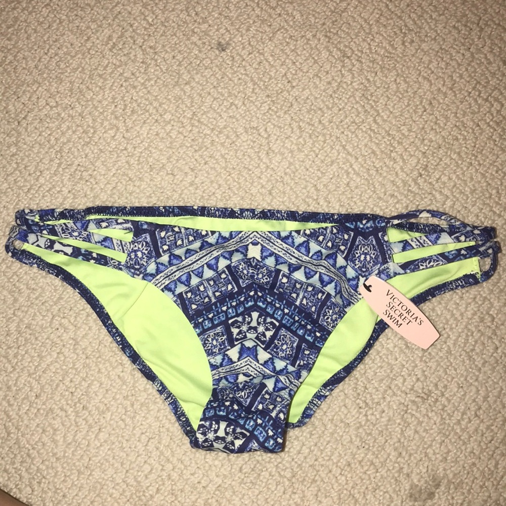 NWT Victoria secret swimsuit bottoms NWT